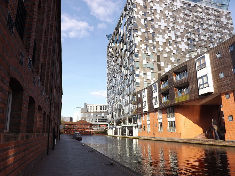 boat on body of water, birmingham, canal, architecture, cube HD wallpaper