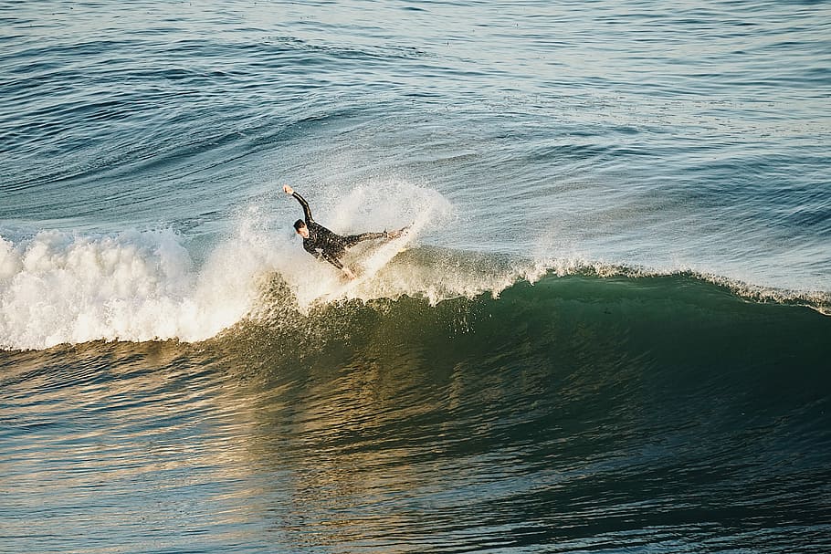 man surfing on waves during daytime, man doing surfing during daytime HD wallpaper