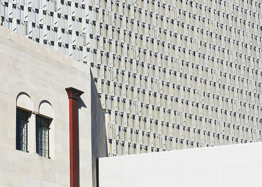 photo ofwhite concrete building, view of a concrete building HD wallpaper