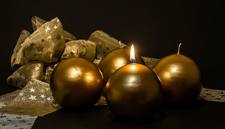 four brown candles on black background, advent, 1advent, advent candles, HD wallpaper
