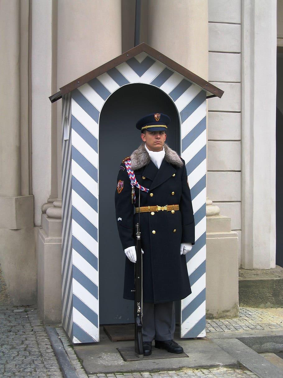 wachter, sentry, tradition, ceremony, prague, czech republic HD wallpaper