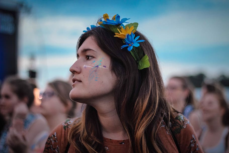 selective focus photography of woman in brown shirt and floral headband HD wallpaper