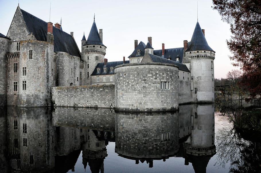 Moat, Tower, sully, castle, pierre, reflection, architecture HD wallpaper