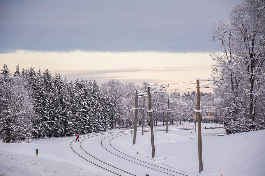 Railway tracks in snow, landscape, winter, nature, cold - Temperature HD wallpaper