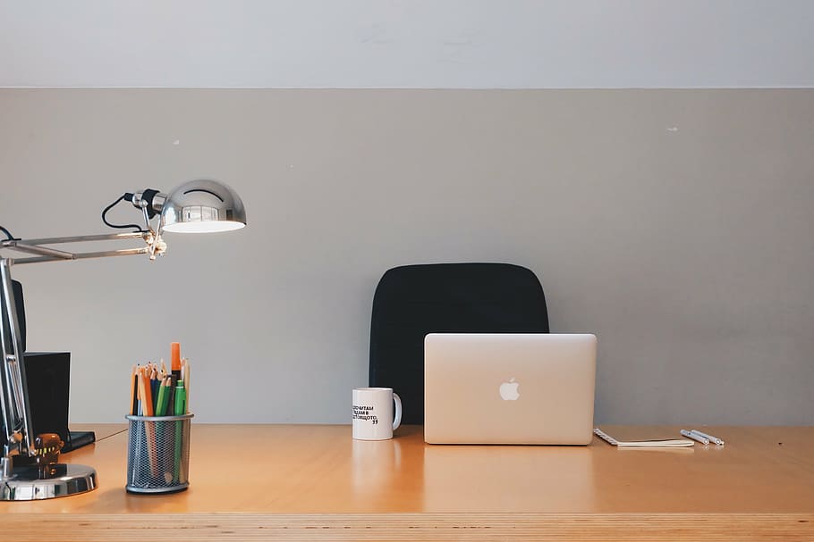 silver Apple MacBook beside white ceramic mug on brown wooden table, HD wallpaper