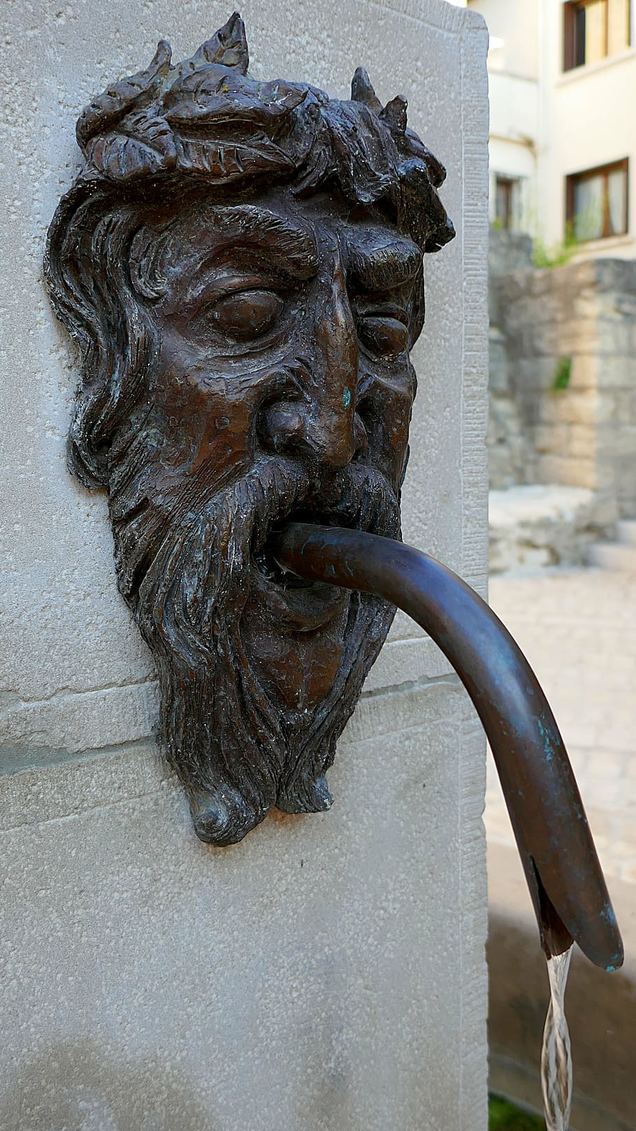 fountain, face, bronze, uzes, france, gard, languedoc-roussillon HD wallpaper