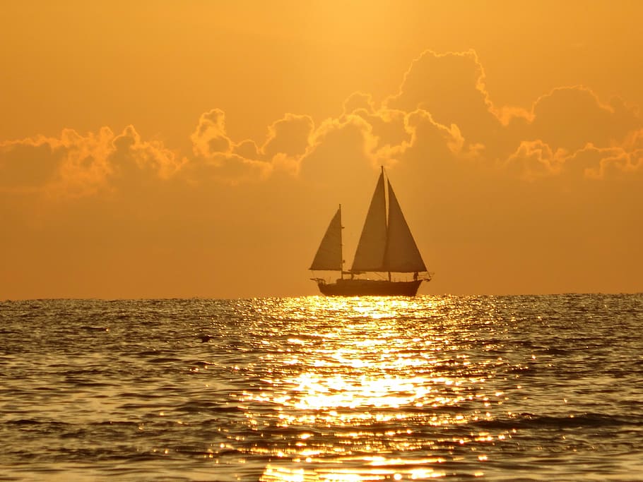 black sailboat on body of water, sunset, mar, beach, sea, nautical Vessel HD wallpaper