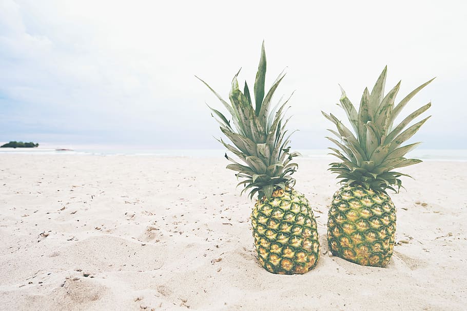 two pineapple fruits on sands, two pineapple fruits on sand, beach HD wallpaper