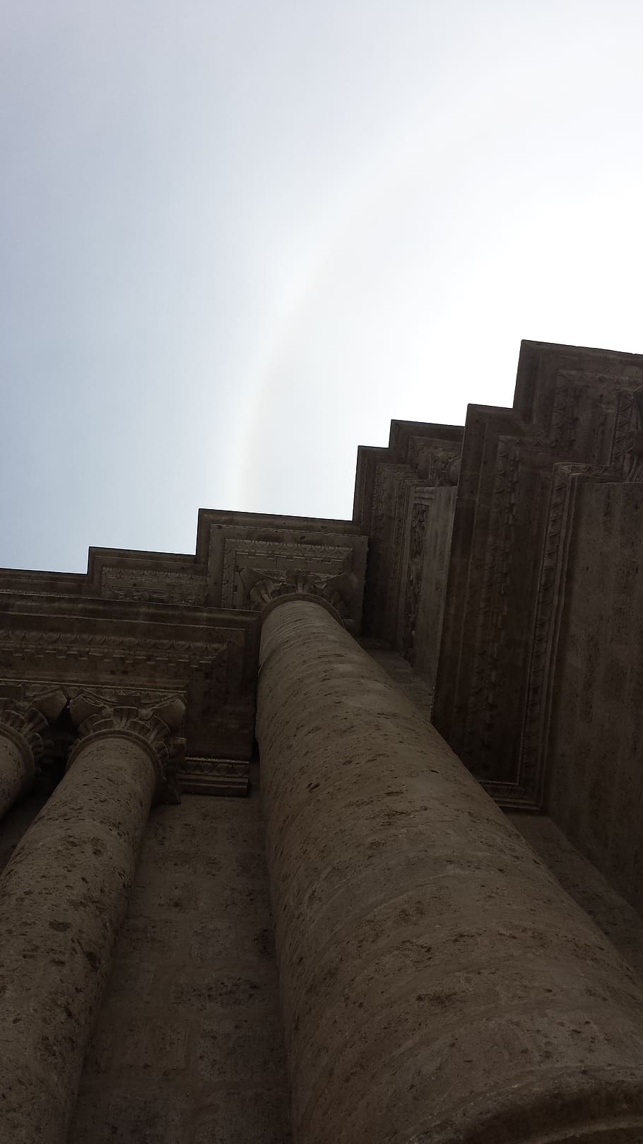 perspective, sun ray, columns, pillars, cathedral, architecture HD wallpaper