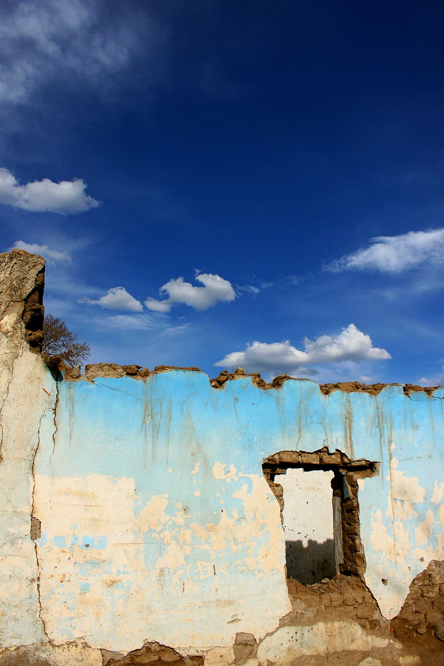 ruins, clouds, construction, sky, wall, adobe, old, blue, cloud - sky HD wallpaper