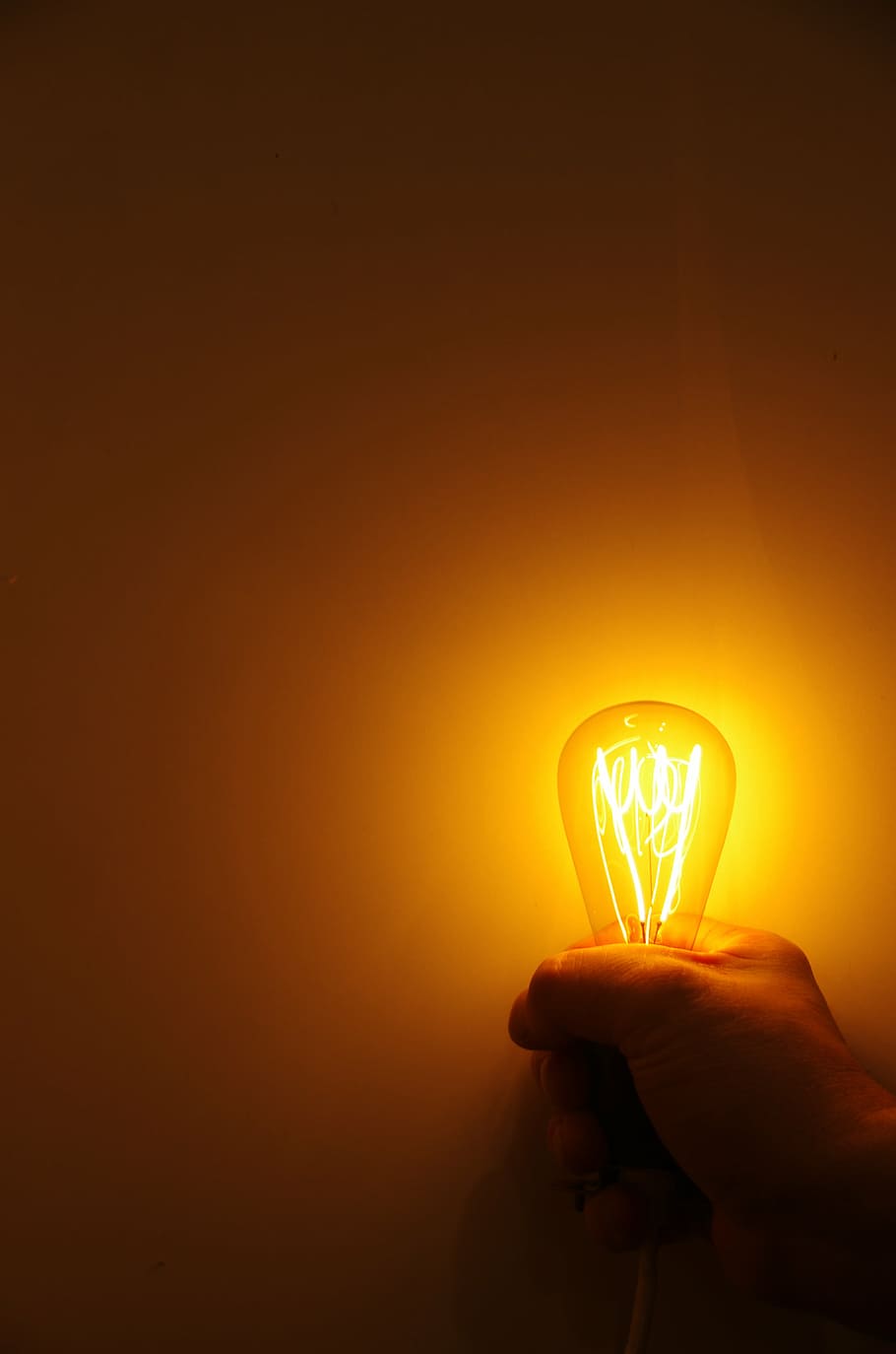light, lamp, lighting, hell, lights, retro, light bulb, energy HD wallpaper