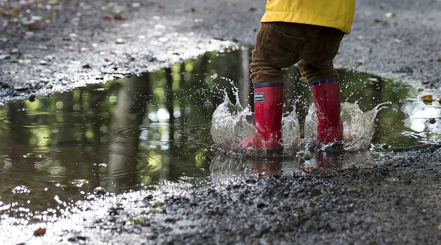 Puddle Jumping, person wearing red-and-black rain boots, water, HD wallpaper