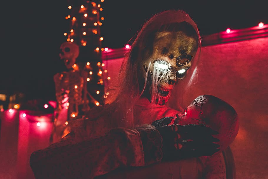 brown skull Halloween decor, brown and red halloween decor, lights HD wallpaper