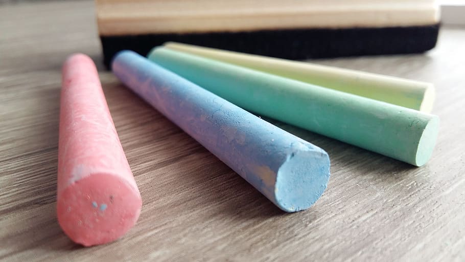 chalks, draft, colors, child's play, multi colored, art and craft HD wallpaper
