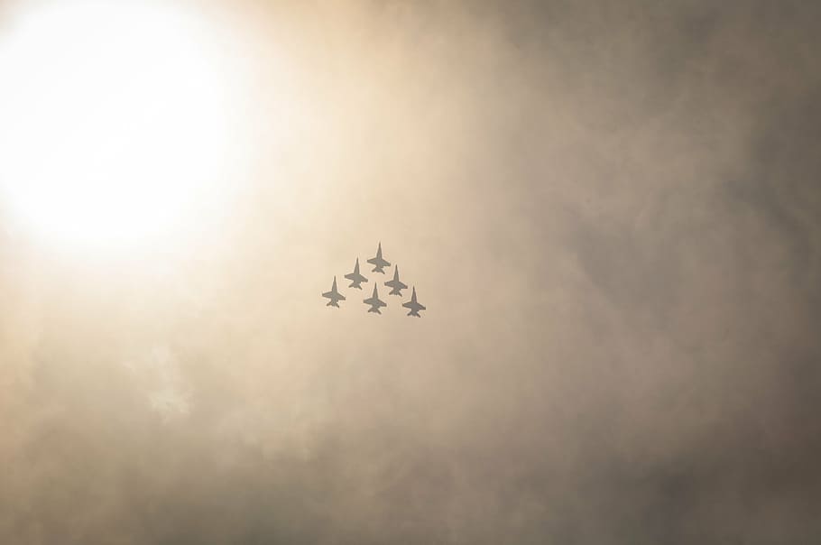 six jet aircraft flying on sky, formation, jets, sunny, day HD wallpaper