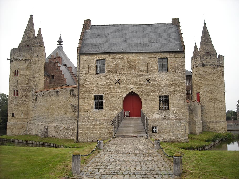 medieval castle gatehouse