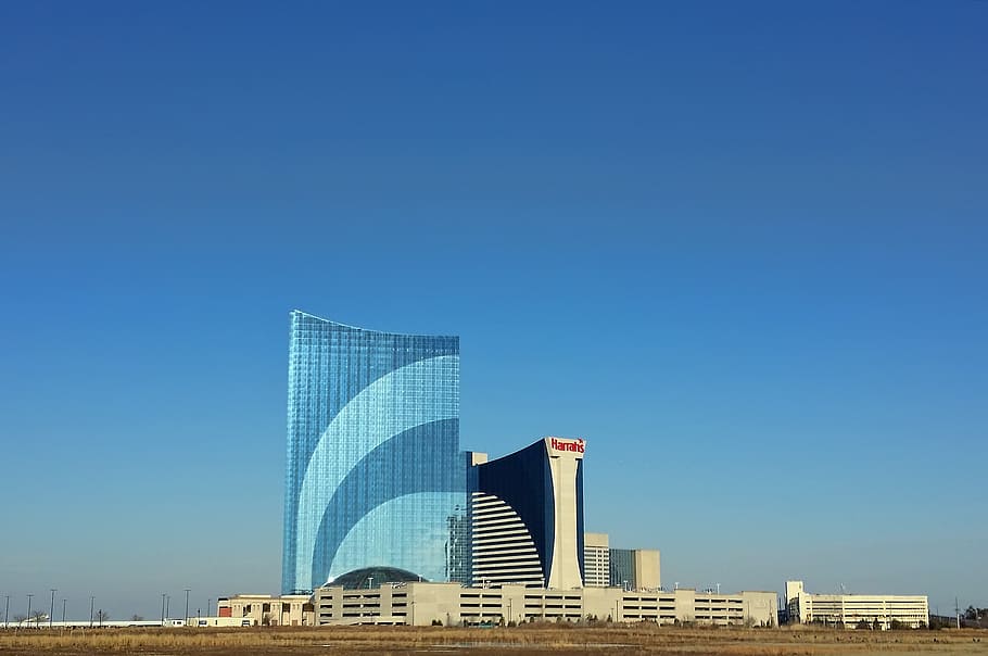 atlantic-city-harrahs-casino-gambling.jpg