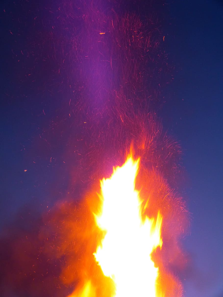 Fire, Burn, Hell, Warm, Heat, Flame, blaze, radio, winter drive HD wallpaper