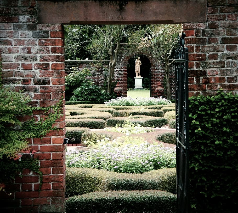 green garden with statue, gate, gateway, opening, entrance HD wallpaper