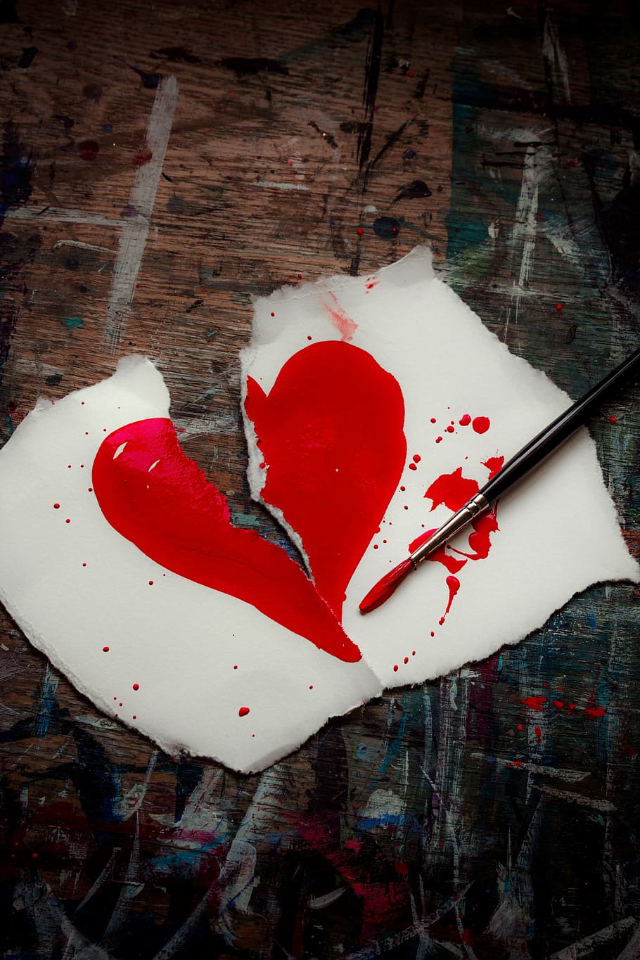 3d Rendered Isolated Broken Heart Background, Heartbroken, Broken Heart,  Sad Couple Background Image And Wallpaper for Free Download
