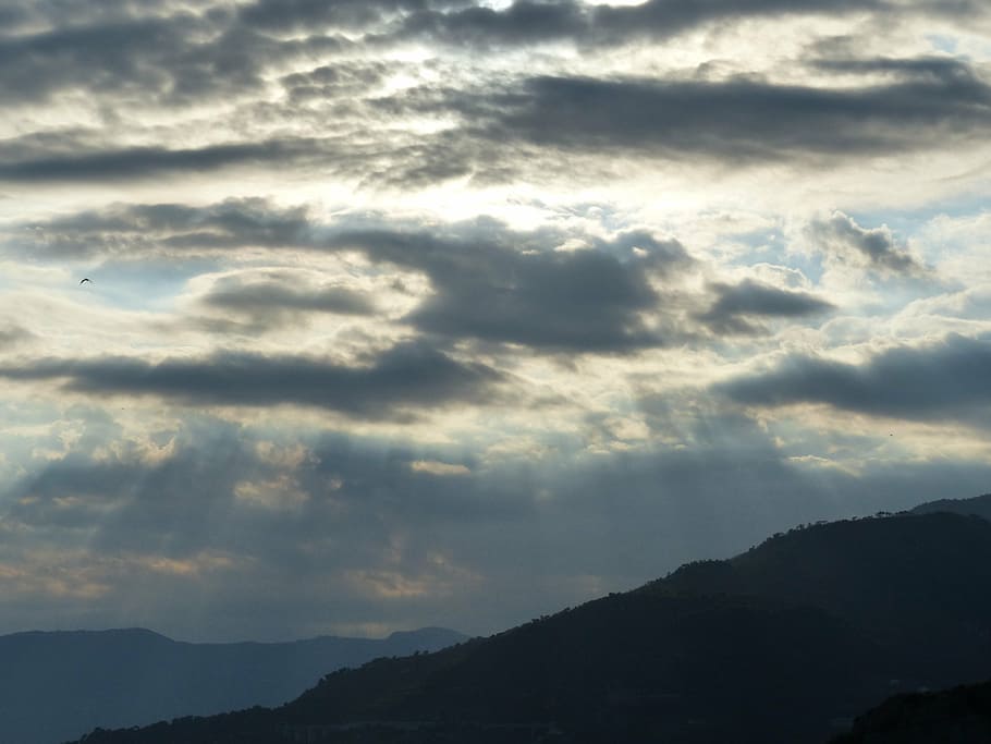 clouds, sunbeam, hidden, covered, gloomy, weird, ligurian coast HD wallpaper