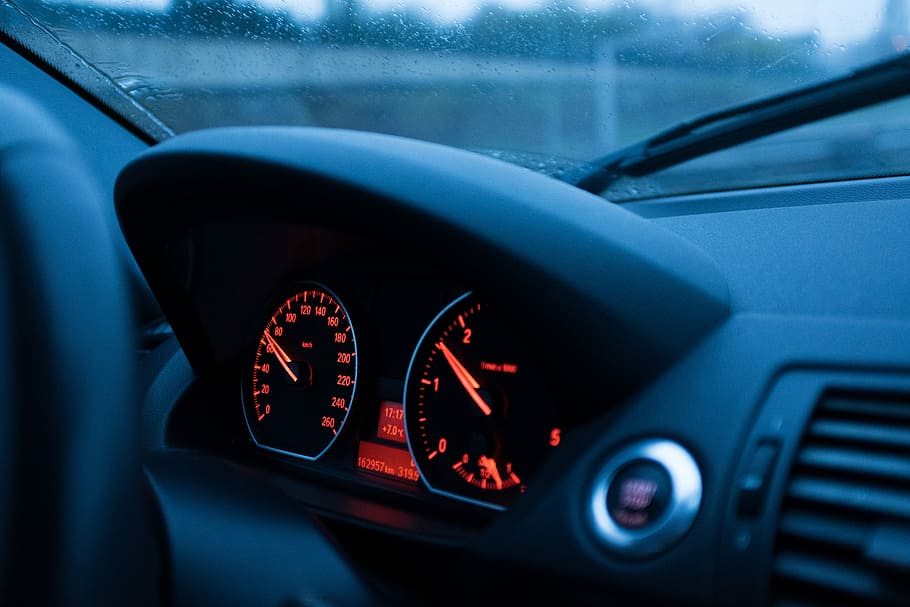 vehicle instrument cluster panel turned on, shallow focus photography of car speedometer HD wallpaper