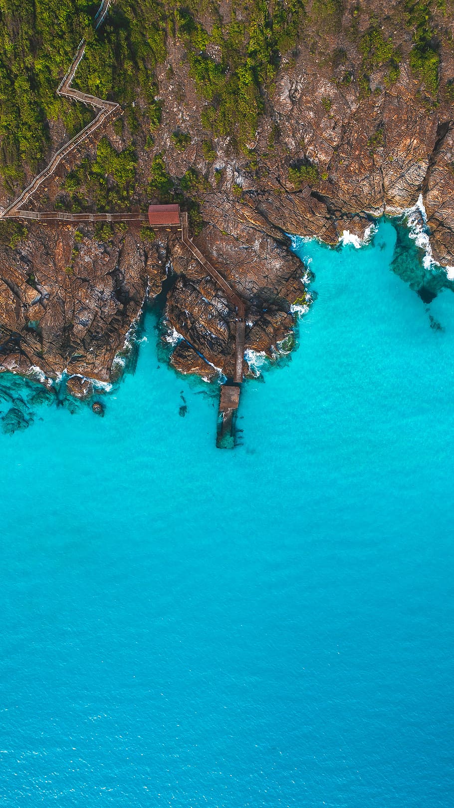island near body of water, aerial view of island and body of water HD wallpaper