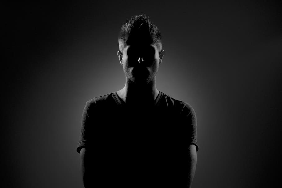 Symétrie, man taking selfie, portrait, studio, person, male HD wallpaper