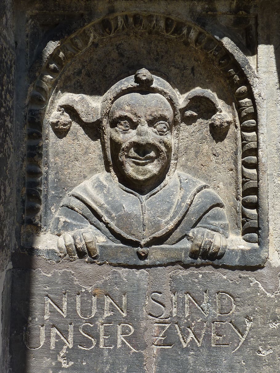 fool, jester's mirror, nördlingen, town hall, stonemasonry, HD wallpaper