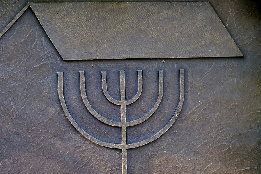 Brass, Transience, Memory, commemorate, memorial plaque, old synagogue HD wallpaper