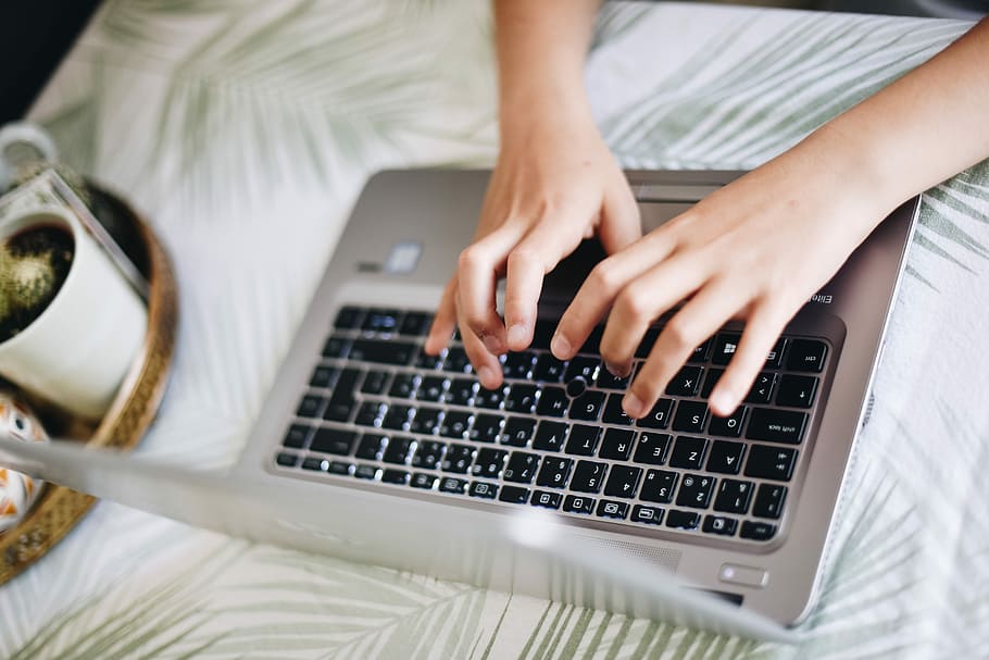 person's hand on keyboards laptop, person using laptop and typing, HD wallpaper