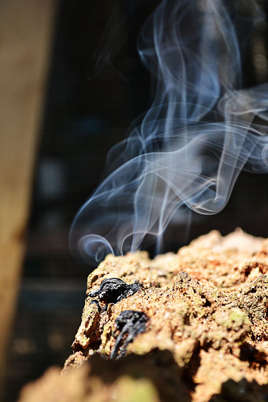 smoke, log on fire, old log, smoke effect, blue smoke, smoke - physical structure HD wallpaper