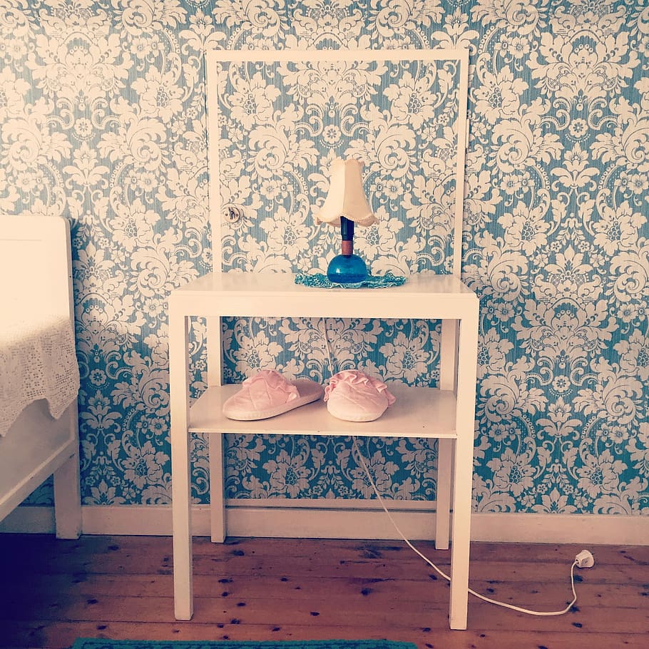 Wallpaper, Slippers, Bedside Table, bedside lamp, pink, light blue HD wallpaper