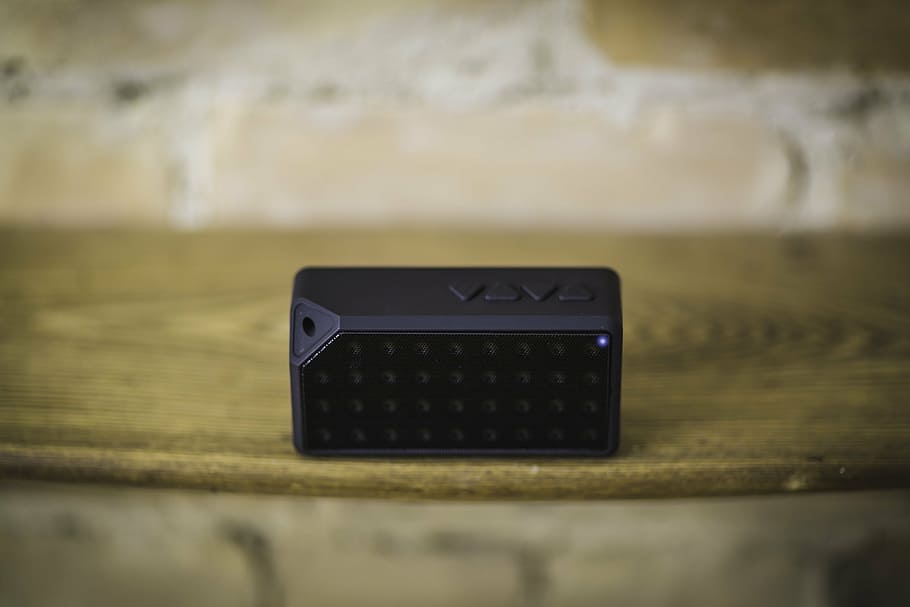 closeup photo black portable speaker, device, sound, music HD wallpaper