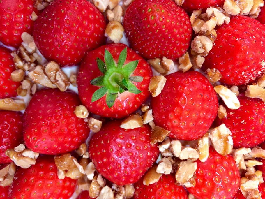 strawberries, pudding, summer dessert, food and drink, strawberry HD wallpaper