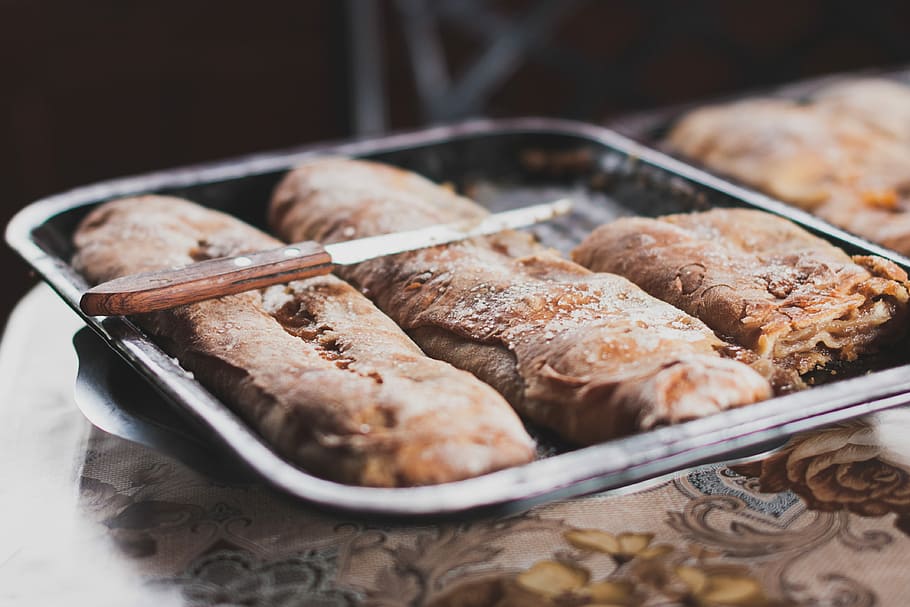 bread on tray, baked bread on tray, ciabatta, knife, rural, apple HD wallpaper