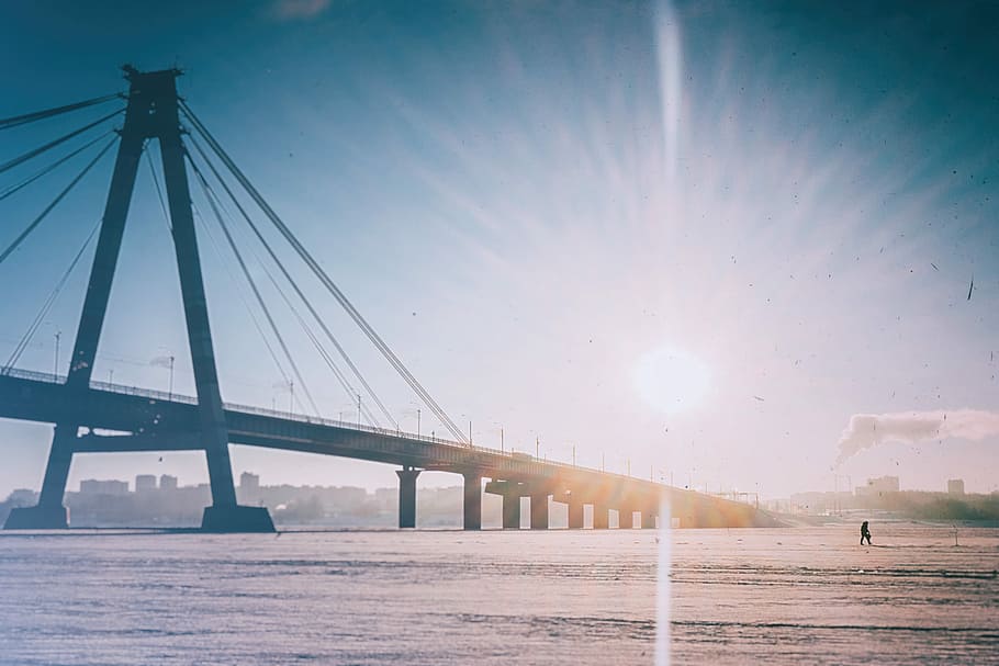suspended bridge during day time, cityscape photography of bridge HD wallpaper