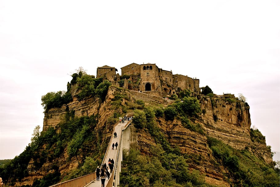 town, village, hill, cliffs, architecture, city, buildings HD wallpaper