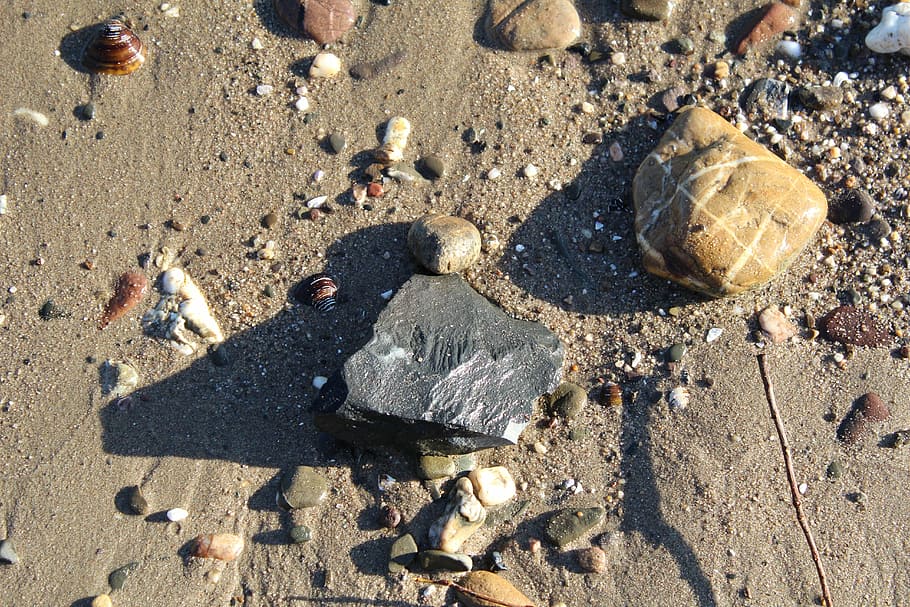 stones, beach, shadow, sand, structures, pebble, sand beach HD wallpaper