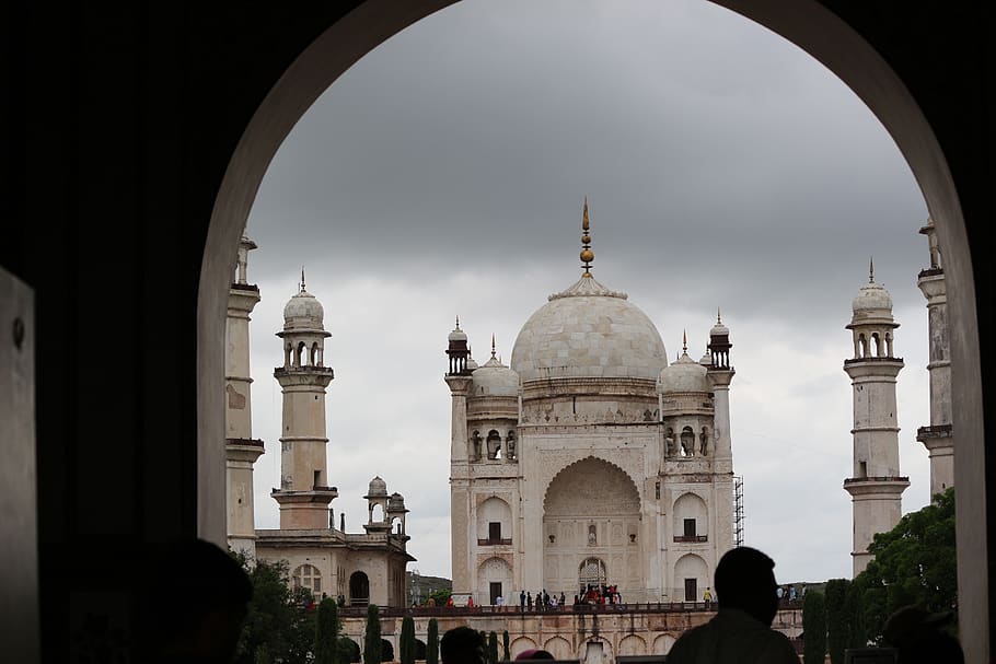 taj mahal, cloudy, touching sky, arch, architecture, built structure HD wallpaper