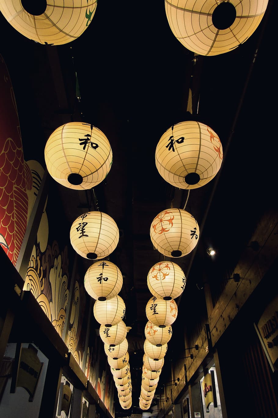 paper lanterns with kanji texts on the street, japan, japanese, HD wallpaper