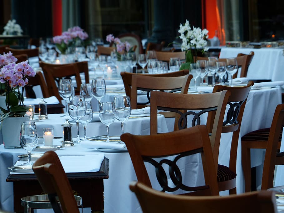 table, board, cover, dinner, romantic, celebration, cutlery HD wallpaper
