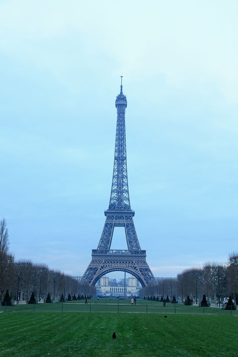 Eiffel tower at Paris, France during daytime, le tour eiffel