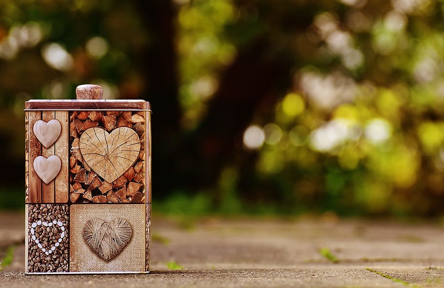 photo of brown metal case, box, heart, love, storage, packaging HD wallpaper