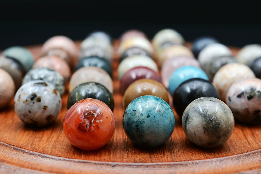 assorted-color marble balls inline, solitaire, play, logically HD wallpaper