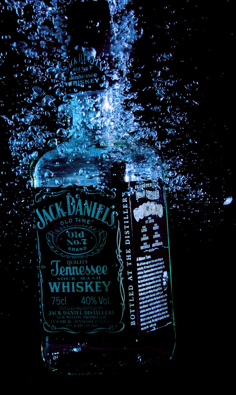 HD wallpaper: alcohol, bottle, drink, jack daniel's, liquor, whiskey,  liquid | Wallpaper Flare