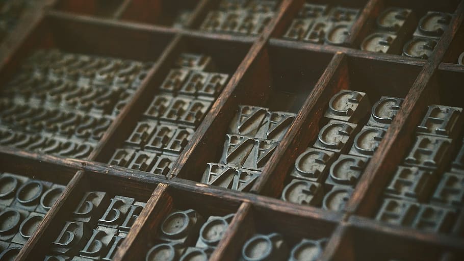 gray assorted-letter jewelries in brown wooden organizer boxes, wooden letters in boxes HD wallpaper
