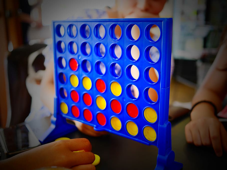 games, friends, activity, fun, leisure, happy friends, connect four HD wallpaper