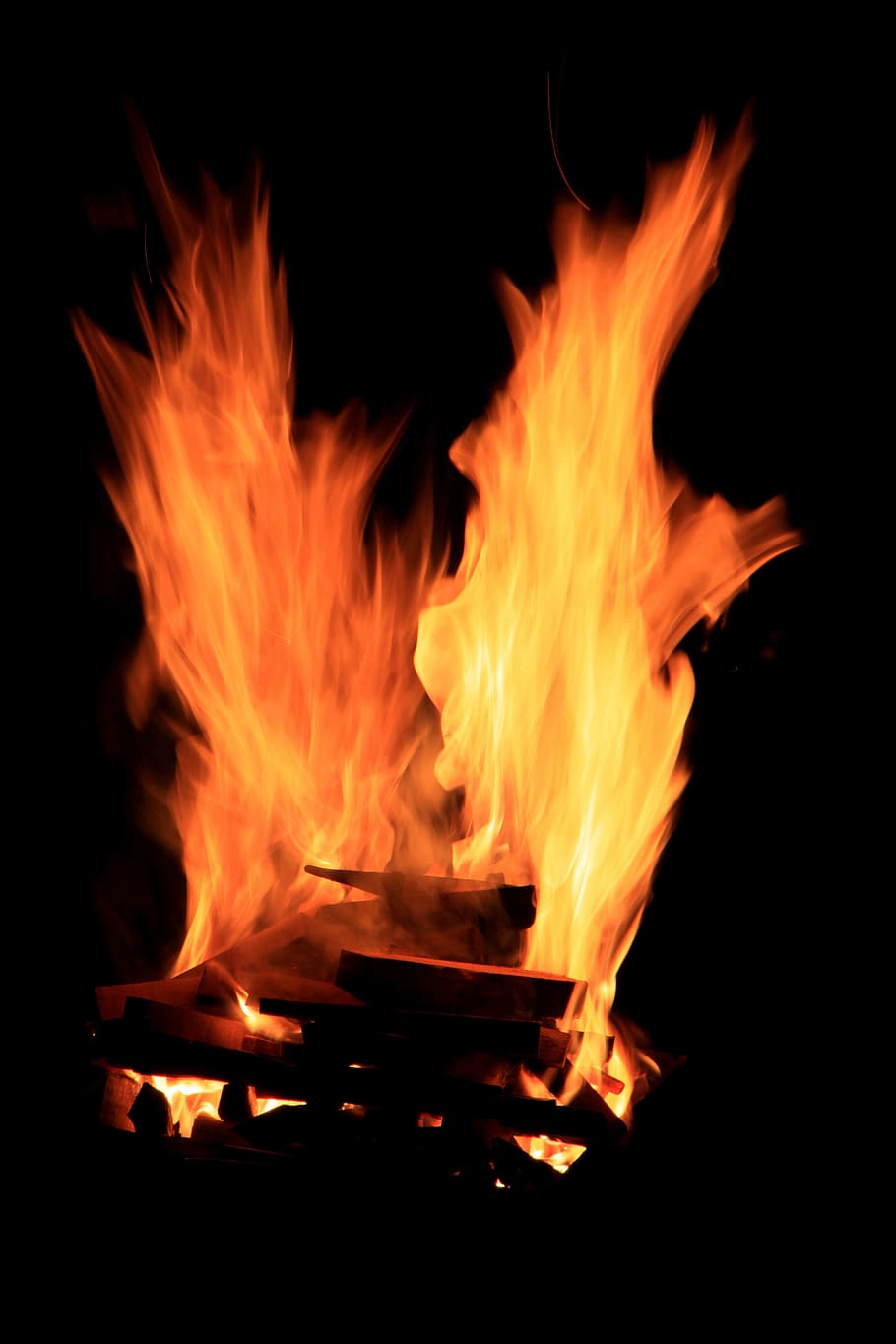 Barbecue, Bbq, Fire, Flames, Grill, recreation, heat - temperature HD wallpaper
