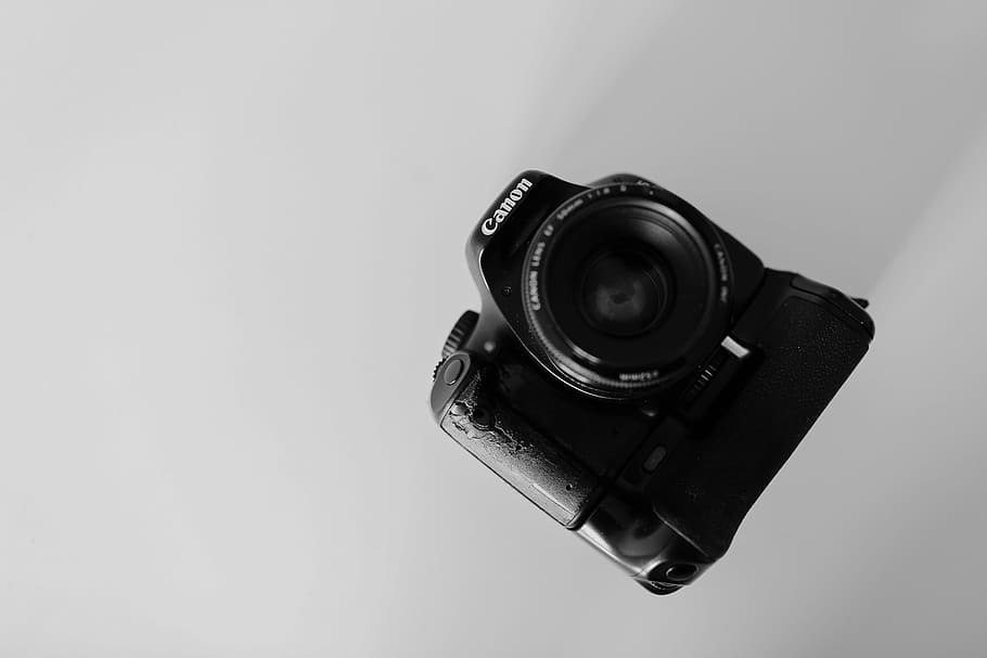 grayscale photography Canon camera, black Canon DSLR camera, photographic equipment HD wallpaper